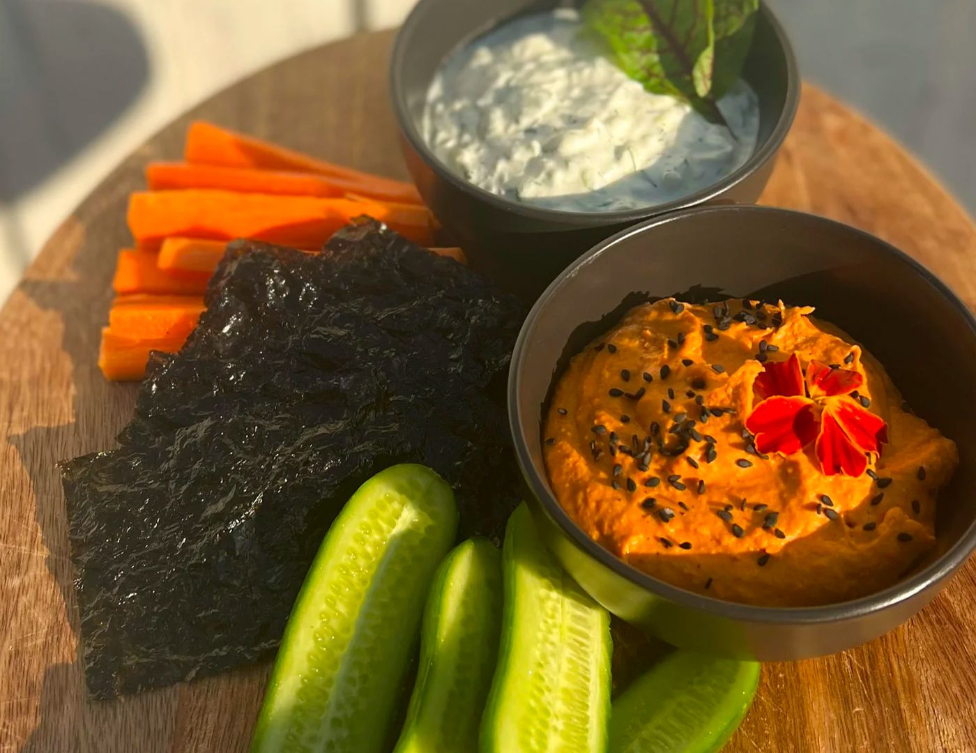 Tzatziki & Roasted Capsicum Hummus - Feed my skin with Jette Saunders